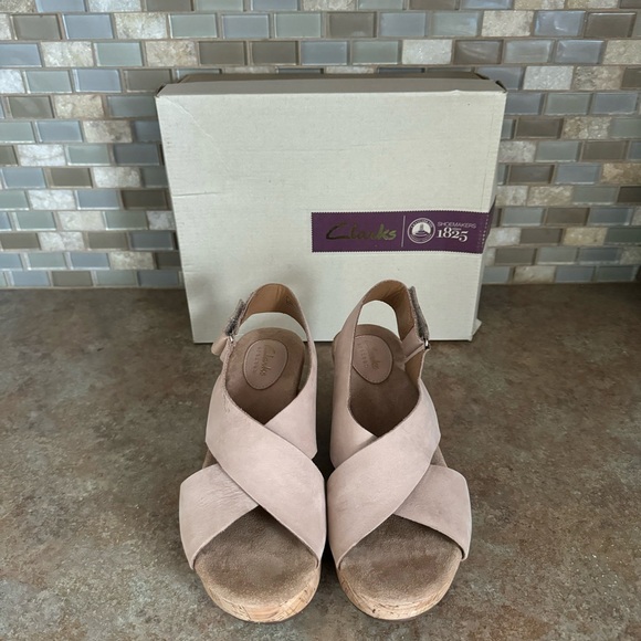 Clarks Caslon Shae wedge sandal - Picture 3 of 7